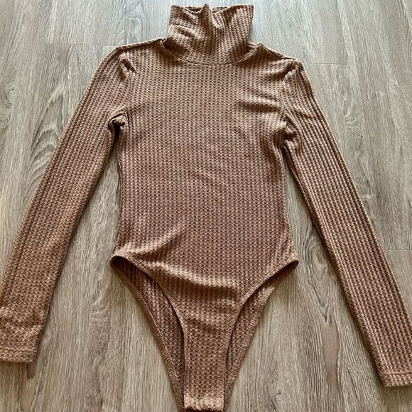 SHEIN Bodysuit  - Picture 7 of 7